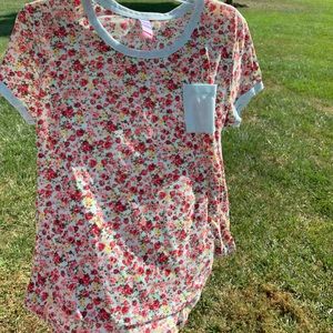 Short sleeve shirt
